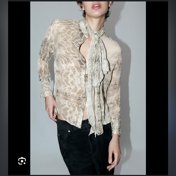ZARA SNAKE PRINT BLOUSE WITH TIE - Picture 4 of 6